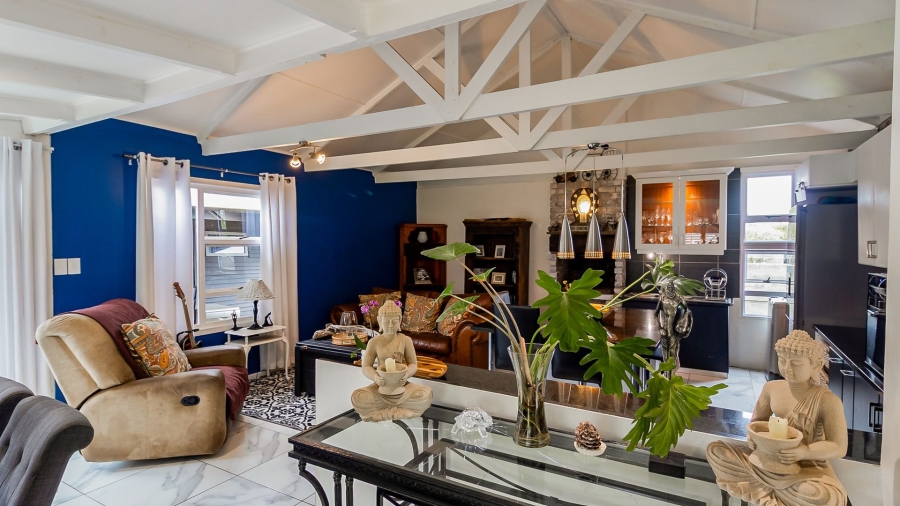 1 Bedroom Property for Sale in Kleinmond Western Cape